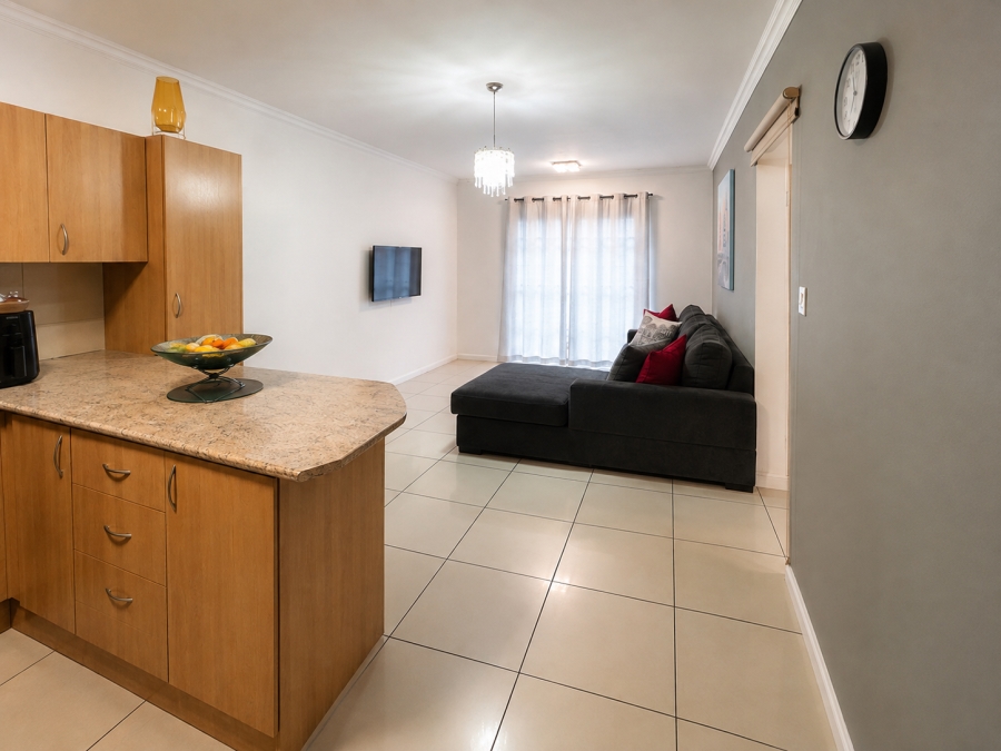 To Let 2 Bedroom Property for Rent in Royal Ascot Western Cape